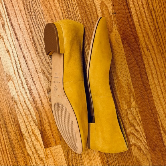 Women’s Antonio Melani flats size 9 1/2 golden yellow soft suede fabric - Picture 6 of 6